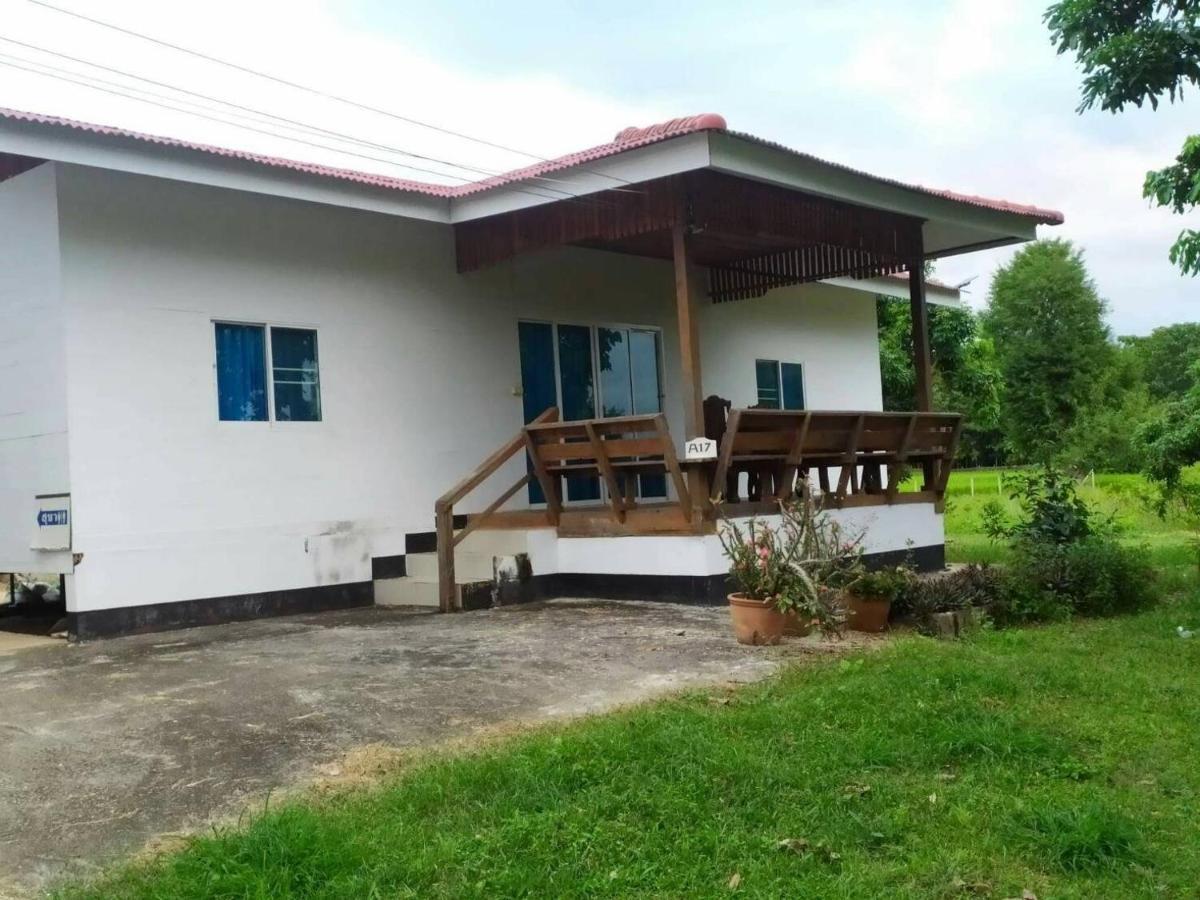 Mae Chaem Hotel And Resort Exterior foto